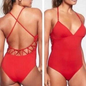 Athleta Kihei Loop Back one-piece swimsuit